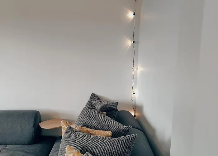 Sky View Loft Nearby Airport דירה וואנטאה